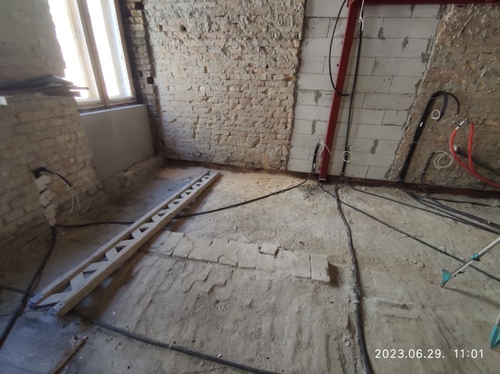 Egyenlőtlen födém felület